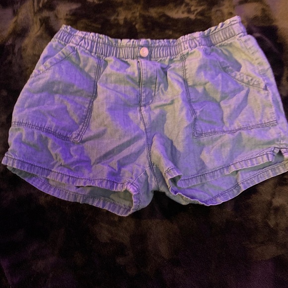 Elastic waist band shorts - Picture 1 of 1